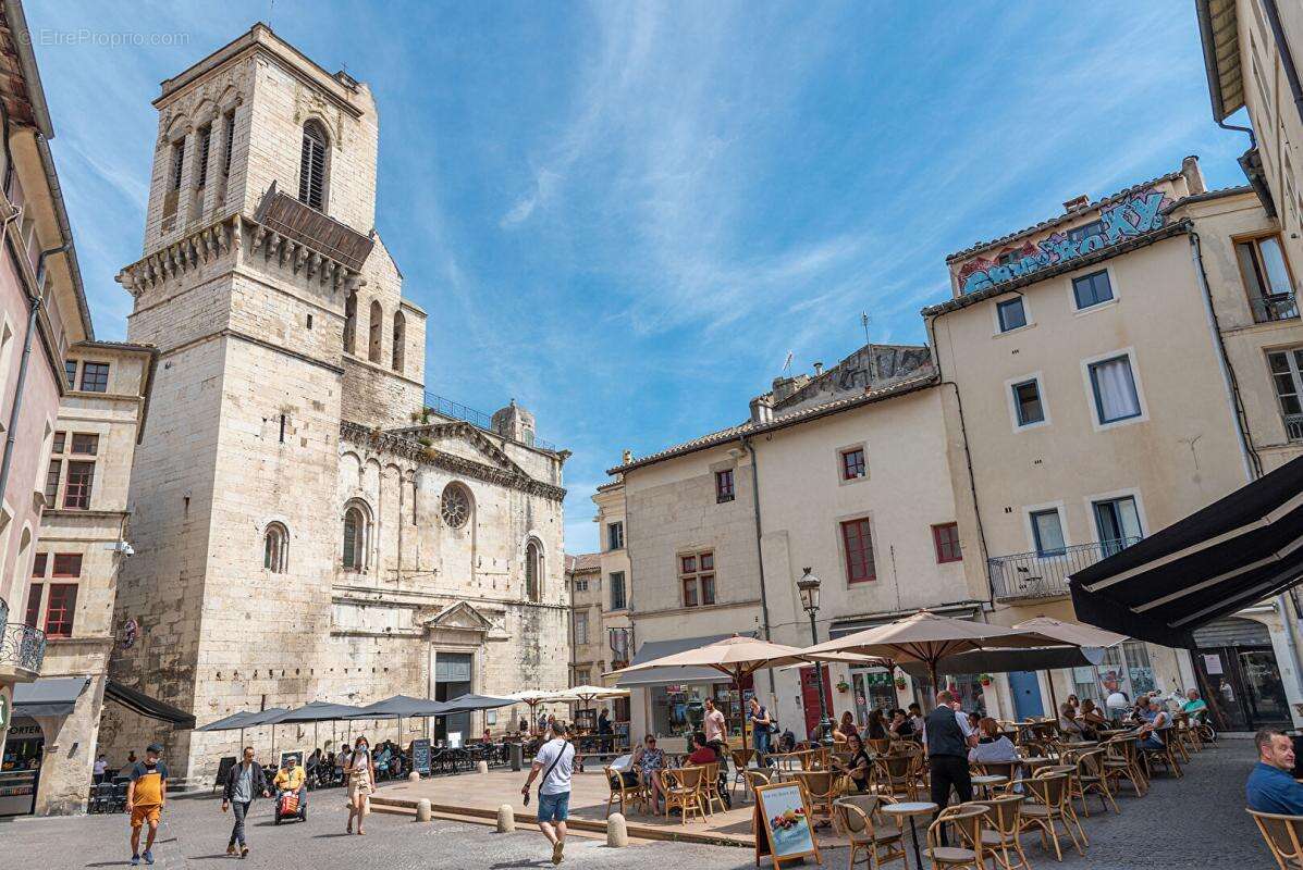 Appartement à NIMES