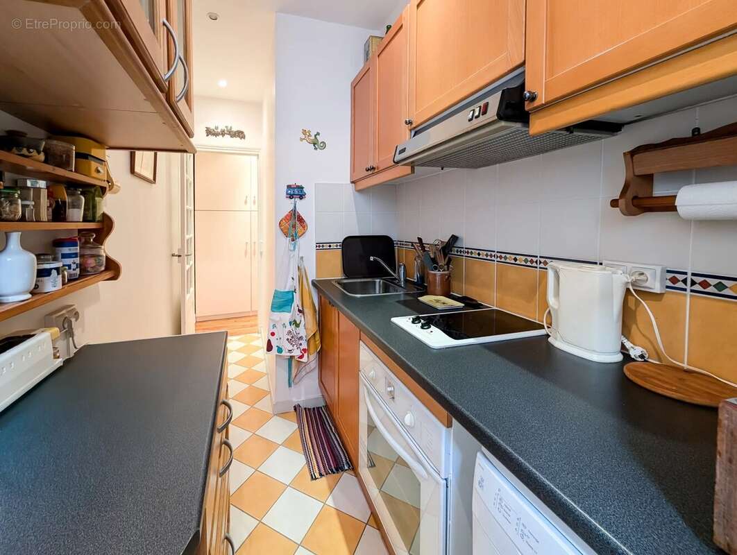 Appartement à PARIS-20E