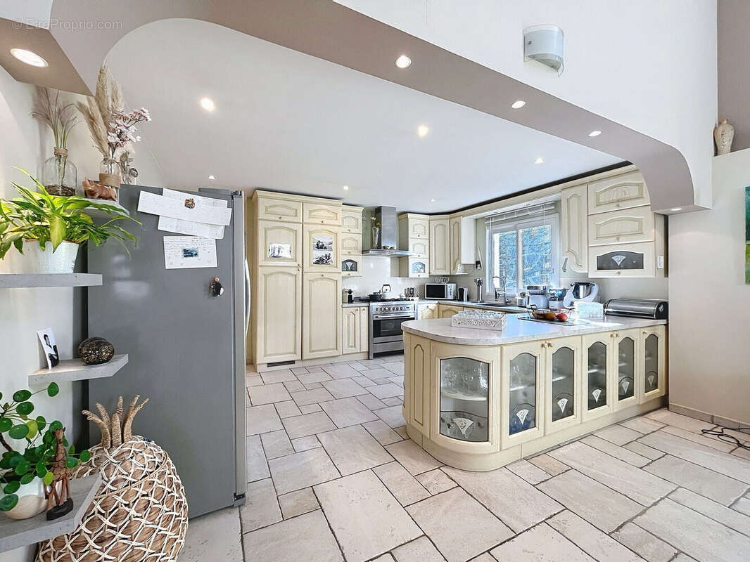 Maison d'exception sur son terrain avec piscine et vue panoramique ! - photo 5