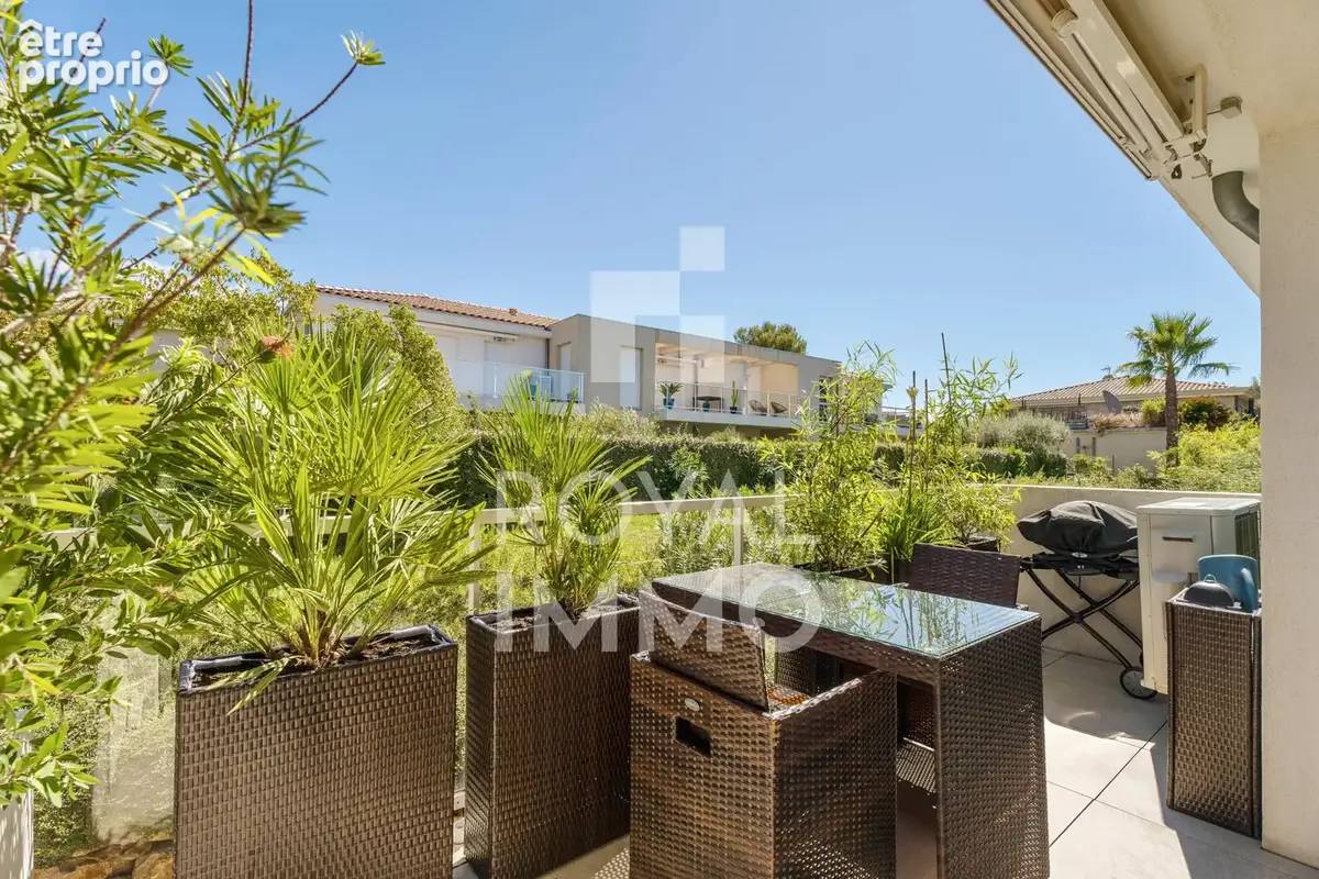 Appartement à SANARY-SUR-MER