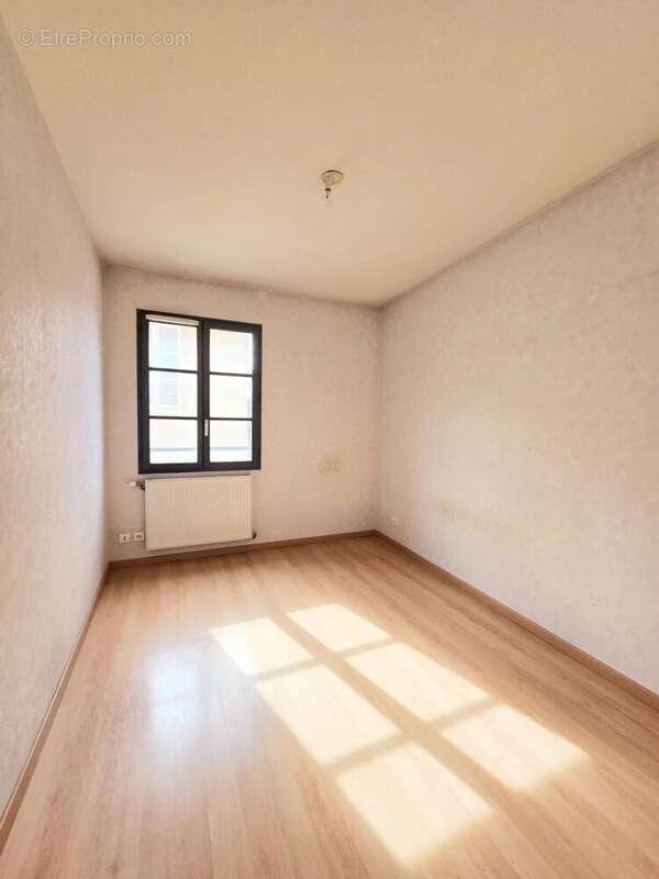 Appartement à ANSE