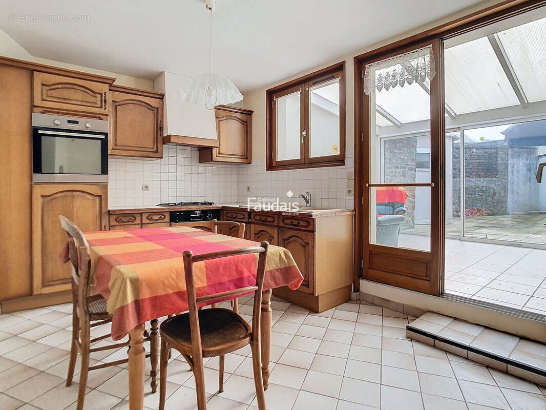 Maison 96 m² à Lithaire  - photo 2