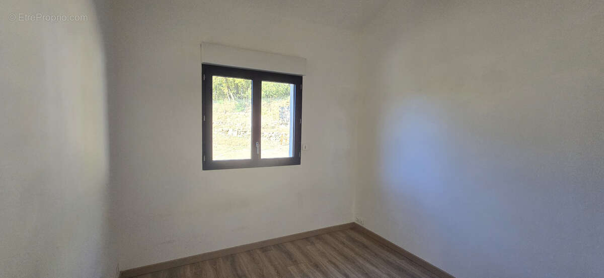 Maison à SAINT-JEAN-DE-LA-BLAQUIERE