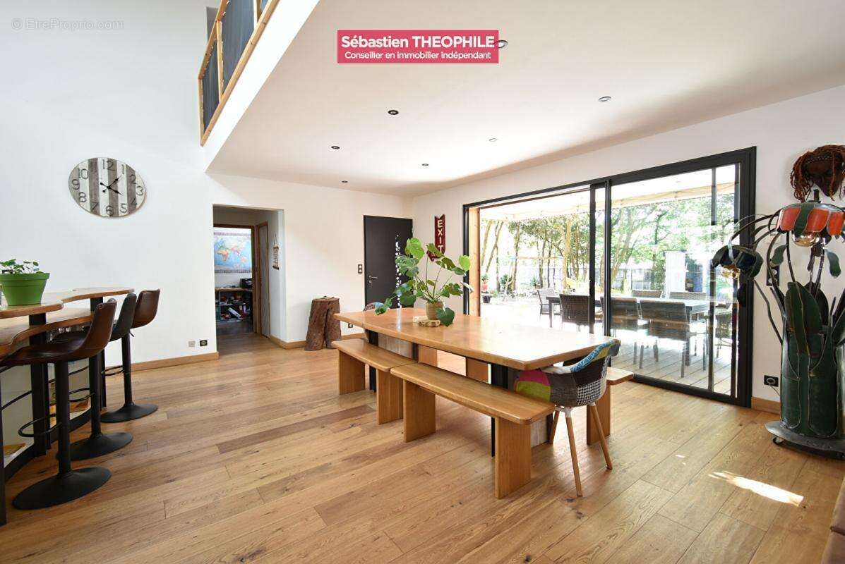 Maison à SAINT-HILAIRE-DE-RIEZ