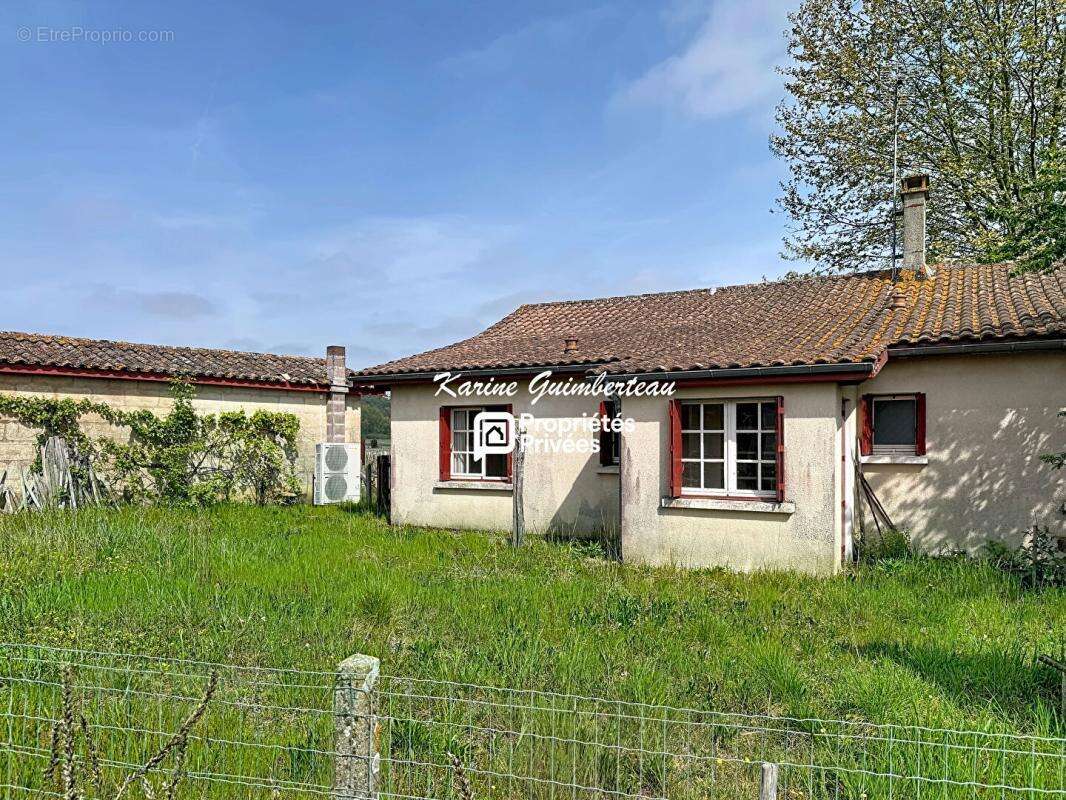 Maison à SAINT-EMILION
