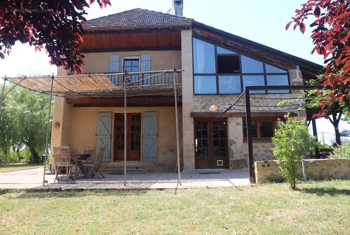 Une charmante ferme gasconne avec une vue imprenable sur les Pyrénées. - photo 29