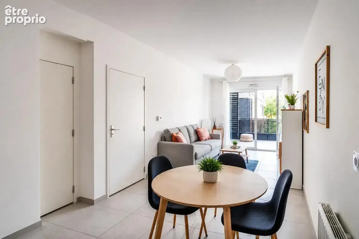 Appartement T2 de 43 m² garage et parking - photo 2