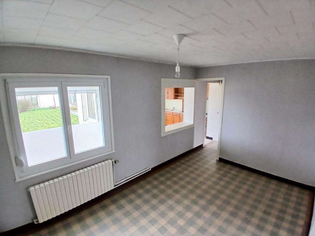 Maison 83 m² à Neuville-Saint-Remy  - photo 7