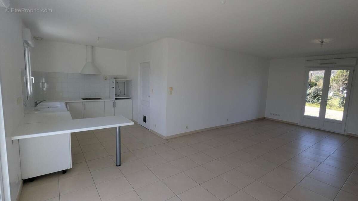 Photo 3 - Maison à CINQ-MARS-LA-PILE