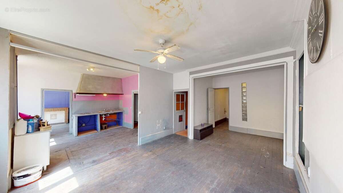 Maison à vendre divisible en 3 appartements - photo 8