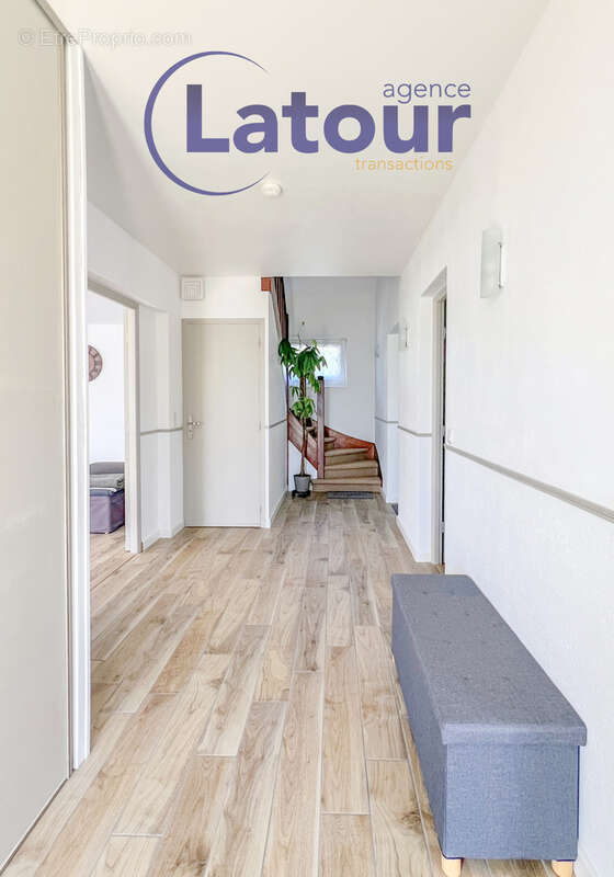 PROCHE HOUDAN Maison familiale 6 pièces avec sous-sol total et dépendance - photo 6