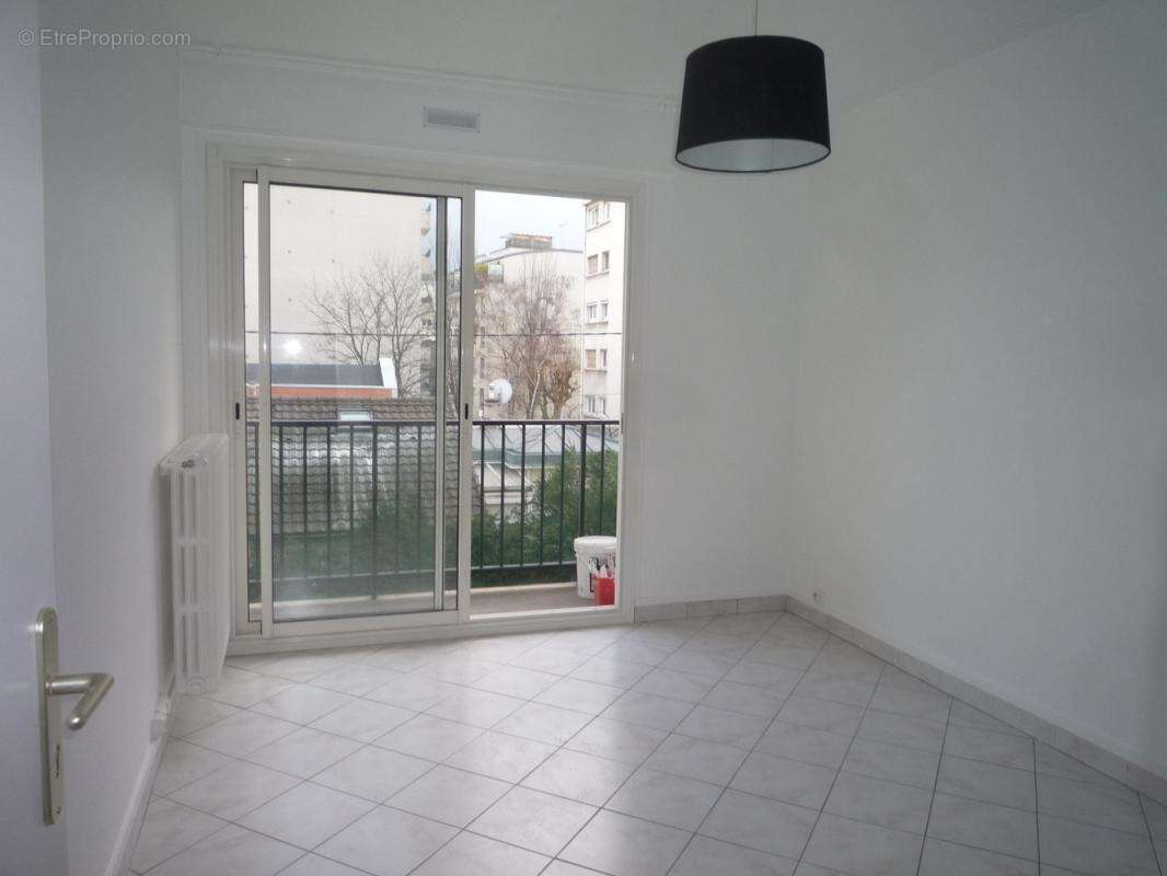 Appartement à COLOMBES