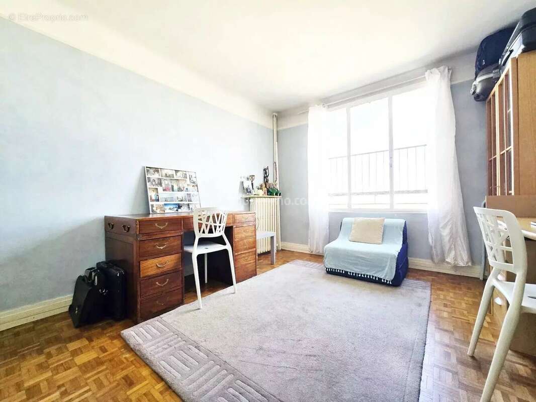 Appartement à NOGENT-SUR-MARNE
