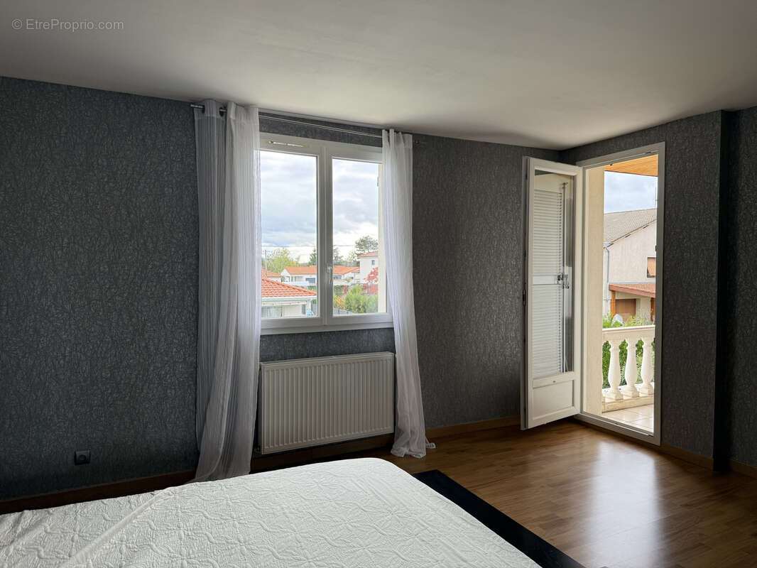 Maison à PONT-DU-CHATEAU