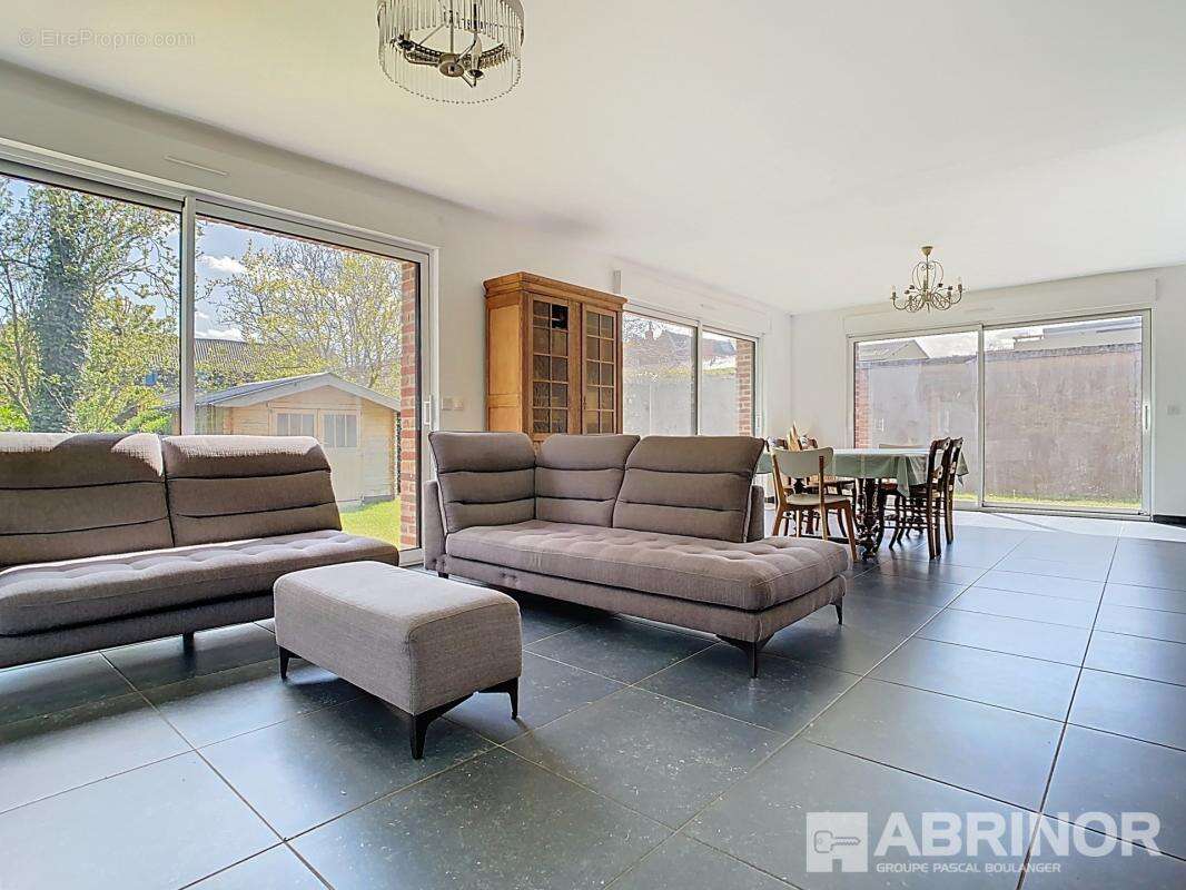 Maison à MONS-EN-BAROEUL