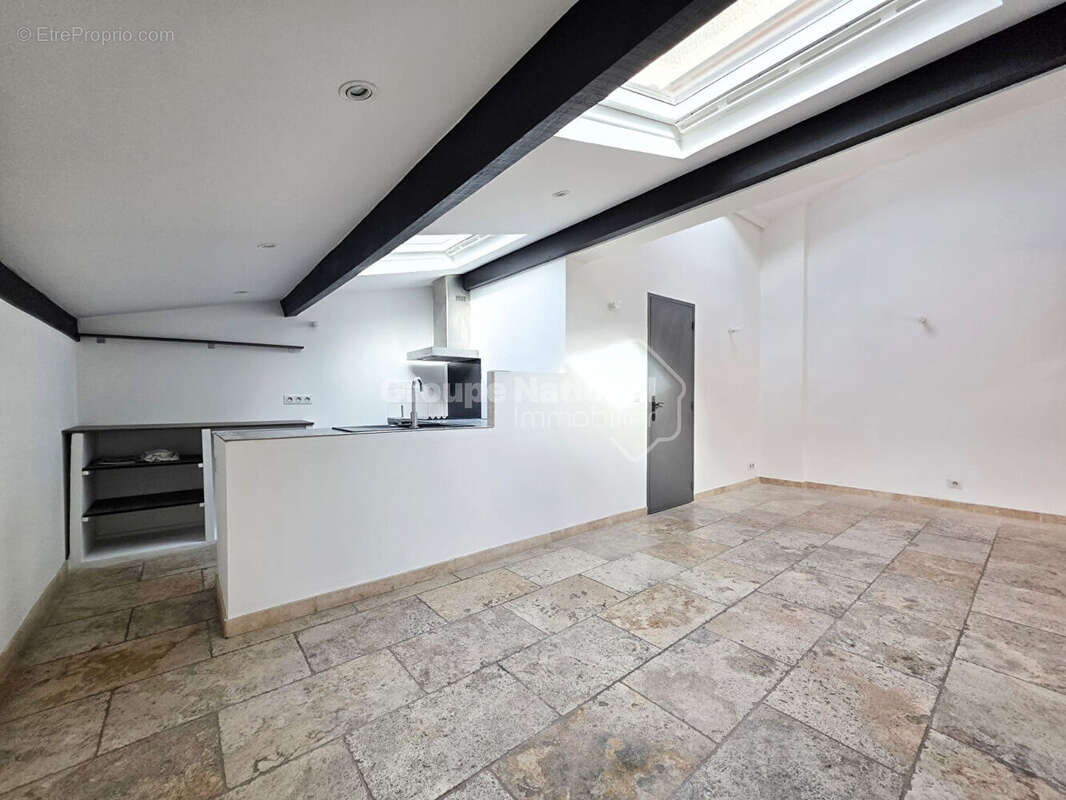 Maison à SAINT-MARTIN-DE-CRAU