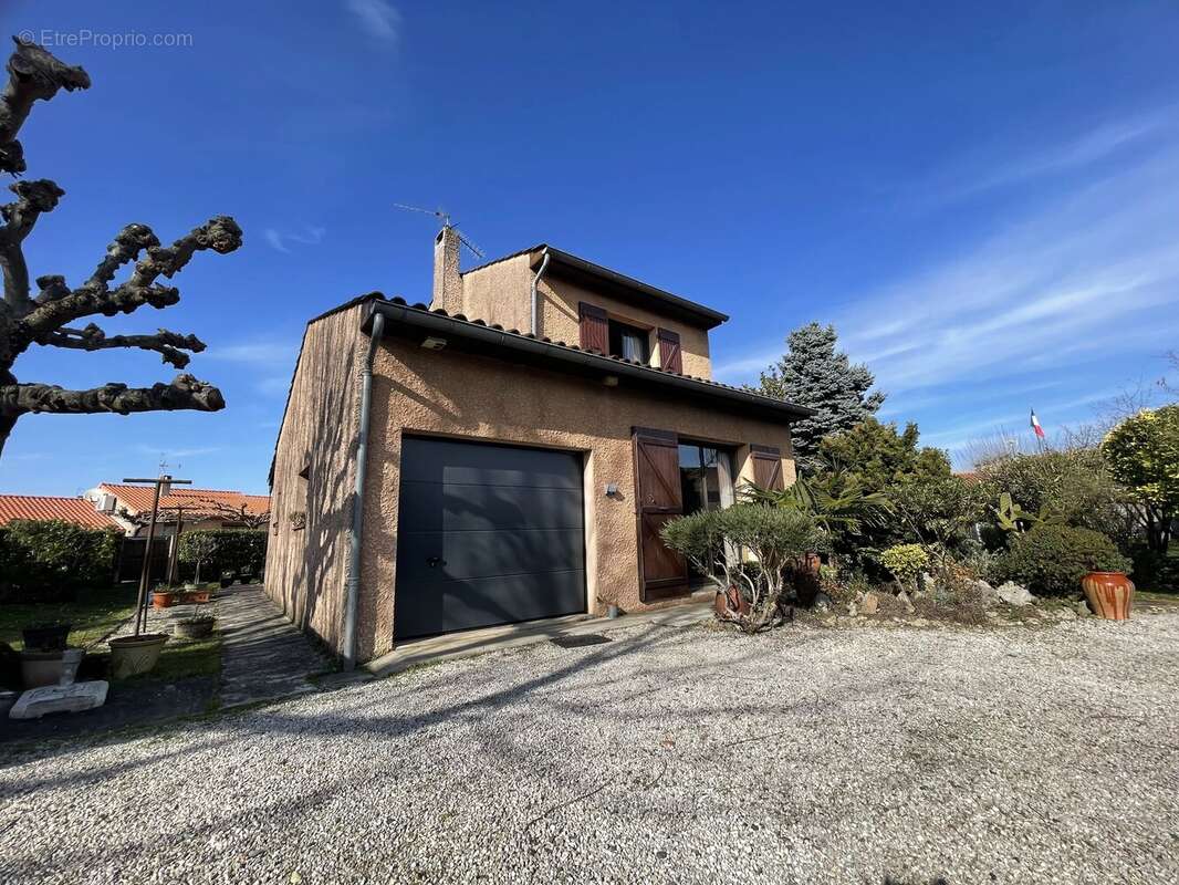Maison à VILLENEUVE-TOLOSANE