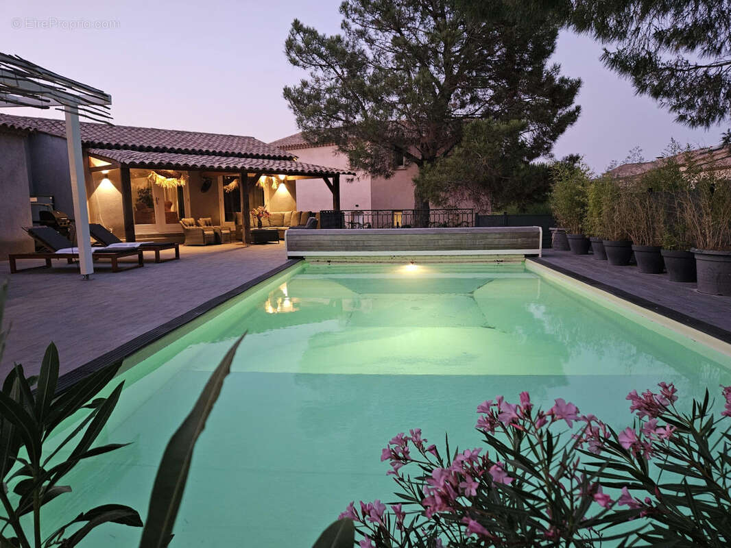 Maison à PLAN-DE-LA-TOUR