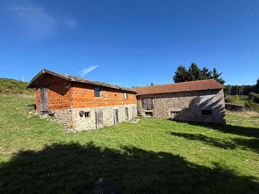 Maison à SAINT-JUST-EN-CHEVALET