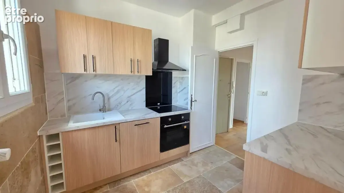 Appartement de type 3  79 m² ,  renove avec gout au 6 eme etage et avec ascenseur - - photo 5
