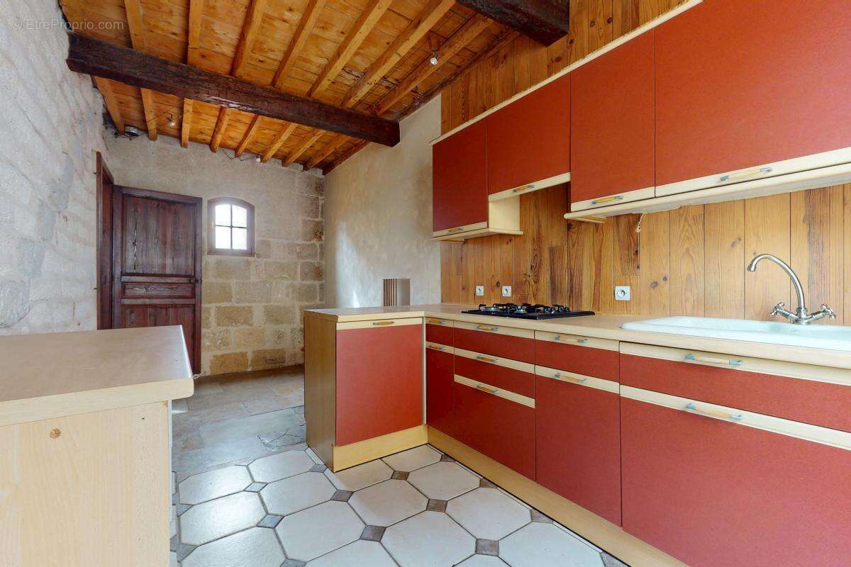 Maison à SAINT-JEAN-DE-VEDAS