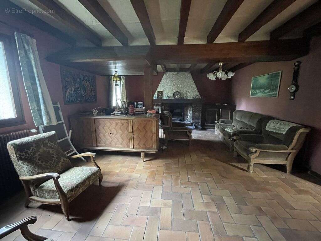 Maison - 245m ² - photo 4