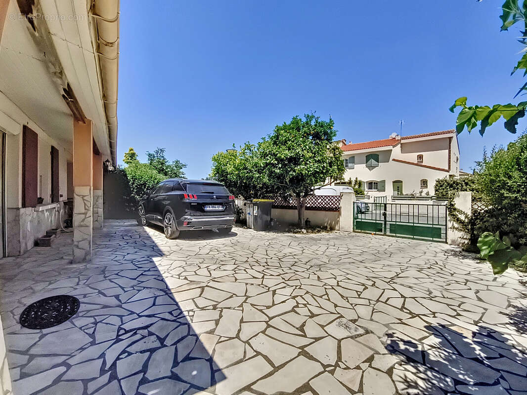 Maison à CABESTANY