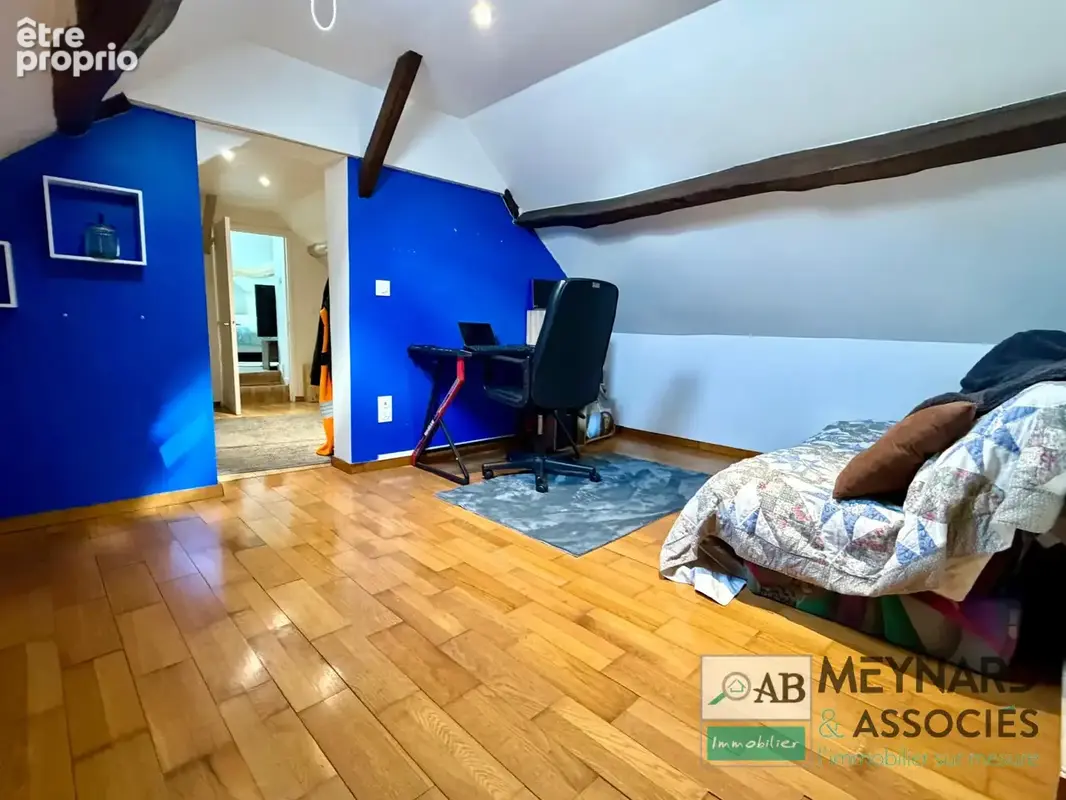 Maison à vendre 5mn Faremoutiers 200m2 utiles - 4 chambres - piscine chauffée- jardin - photo 12