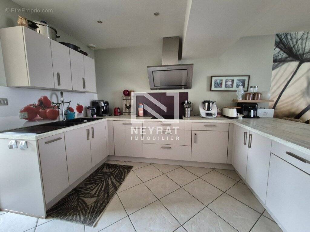 Maison à SAINT-LEGER-SUR-DHEUNE