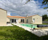 Maison à ECHILLAIS
