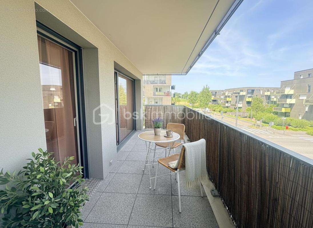 Appartement à VEZIN-LE-COQUET