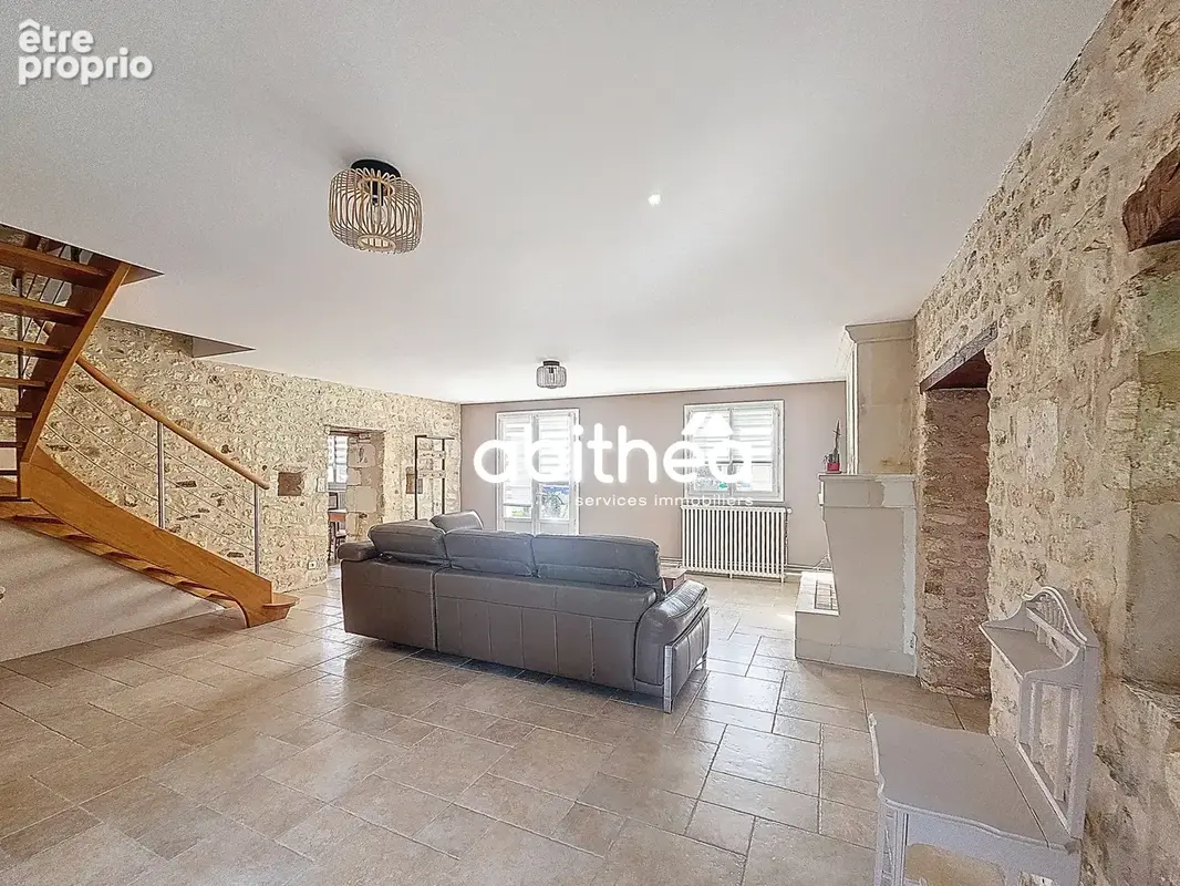   MAISON  6 chambres  214m2  9 pièces  4704m2 de terrain  MEURSAC - photo 8