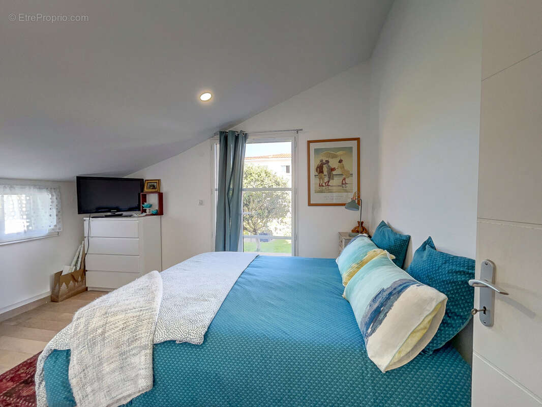 Maison à SAINT-GEORGES-DE-DIDONNE