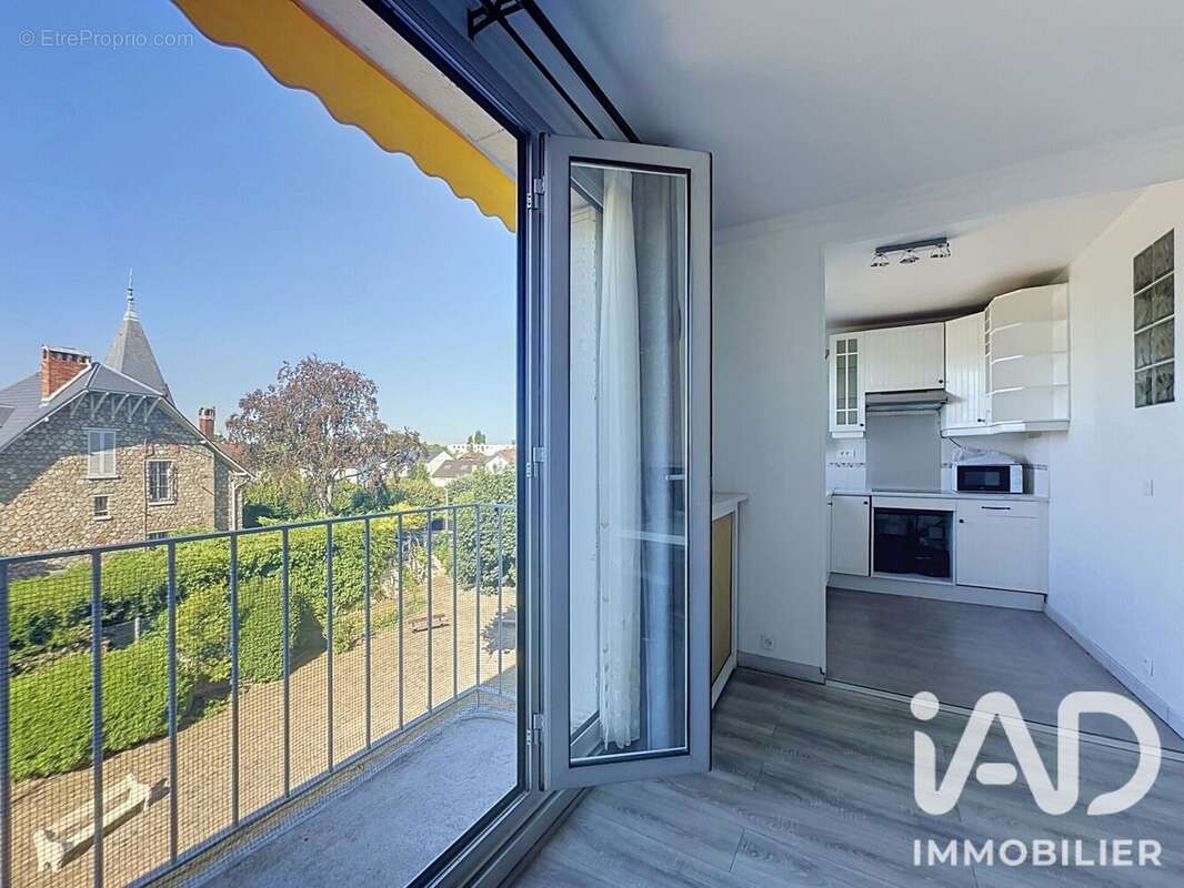 Appartement 63 m² à Rueil-Malmaison  - photo 2