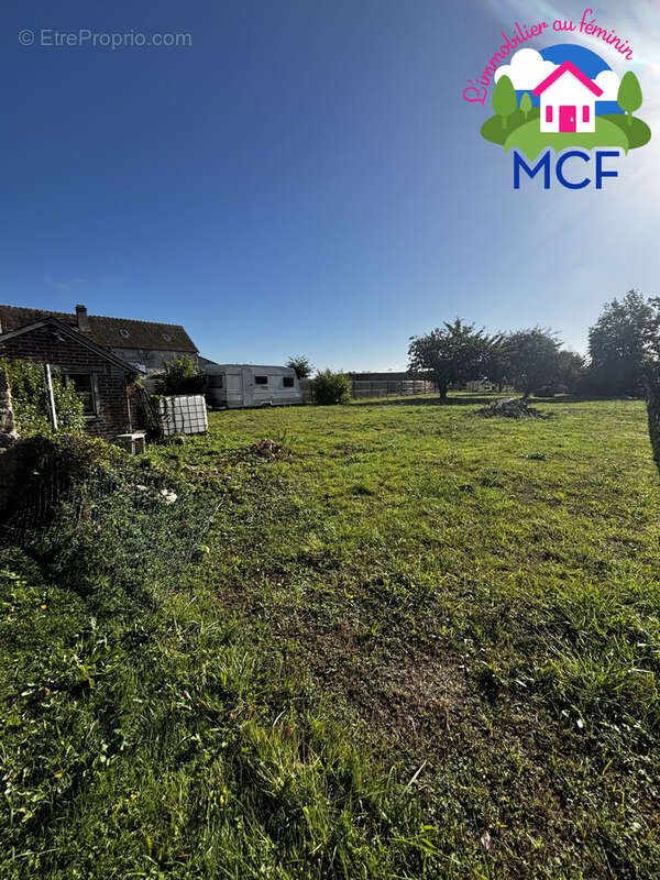 Terrain à LONGNES