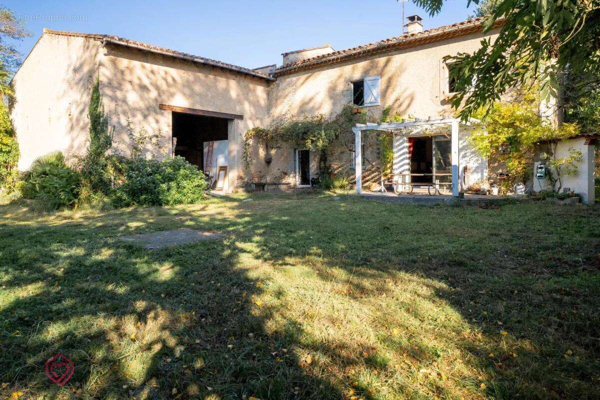 Maison à LABRUGUIERE