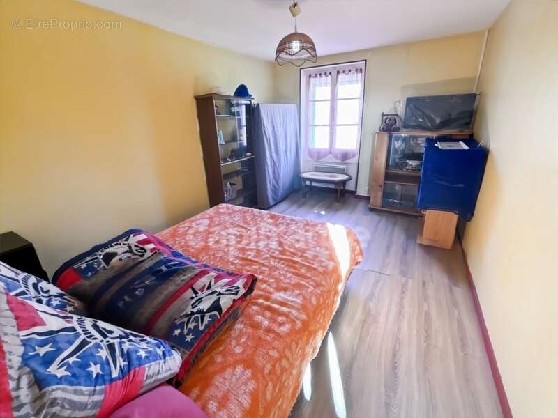 Maison à FRESNAY-SUR-SARTHE