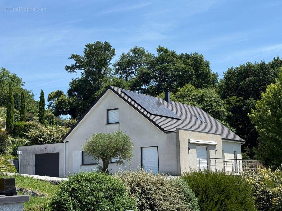 Maison à NAVAILLES-ANGOS