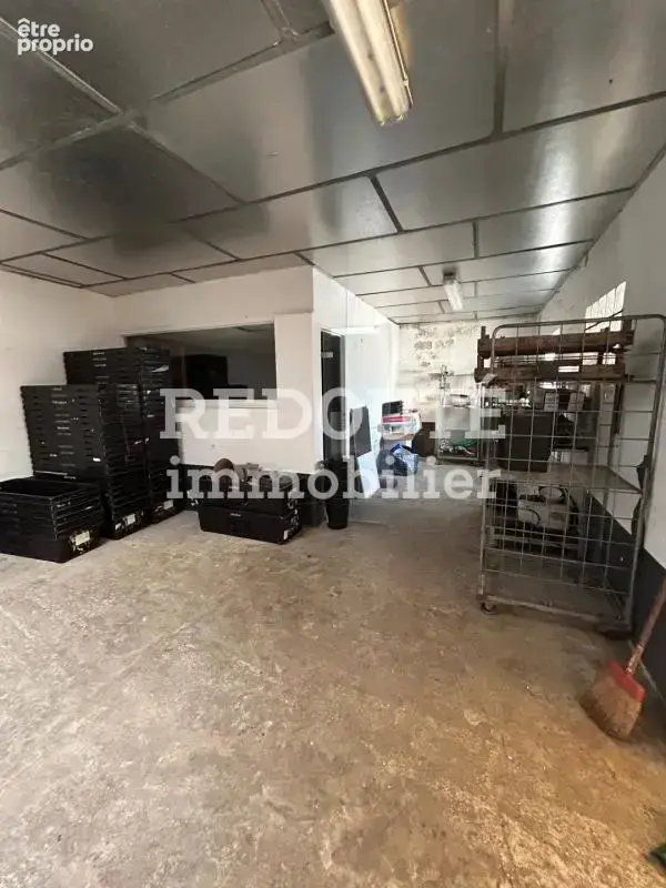 Local de stockage A Vendre env 150m2 REIMS - photo 9