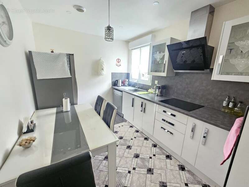 Maison à SAINT-VRAIN