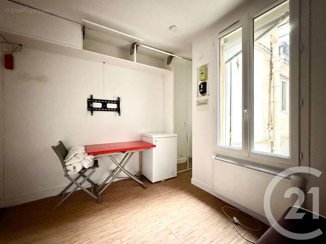 Appartement à CLICHY