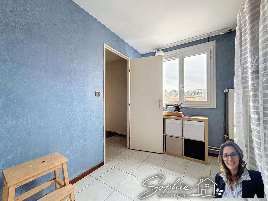 Maison à PIERRE-BENITE