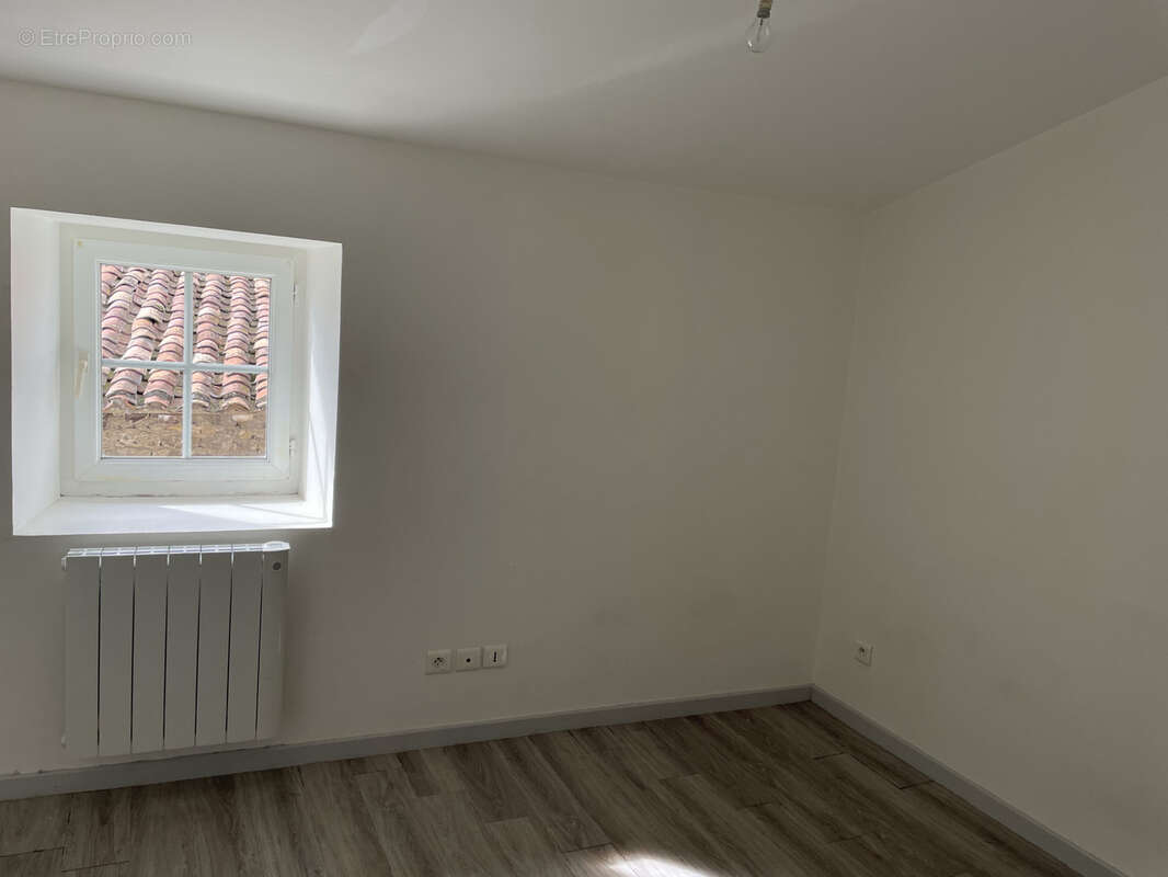 Appartement à PONT-DU-CHATEAU