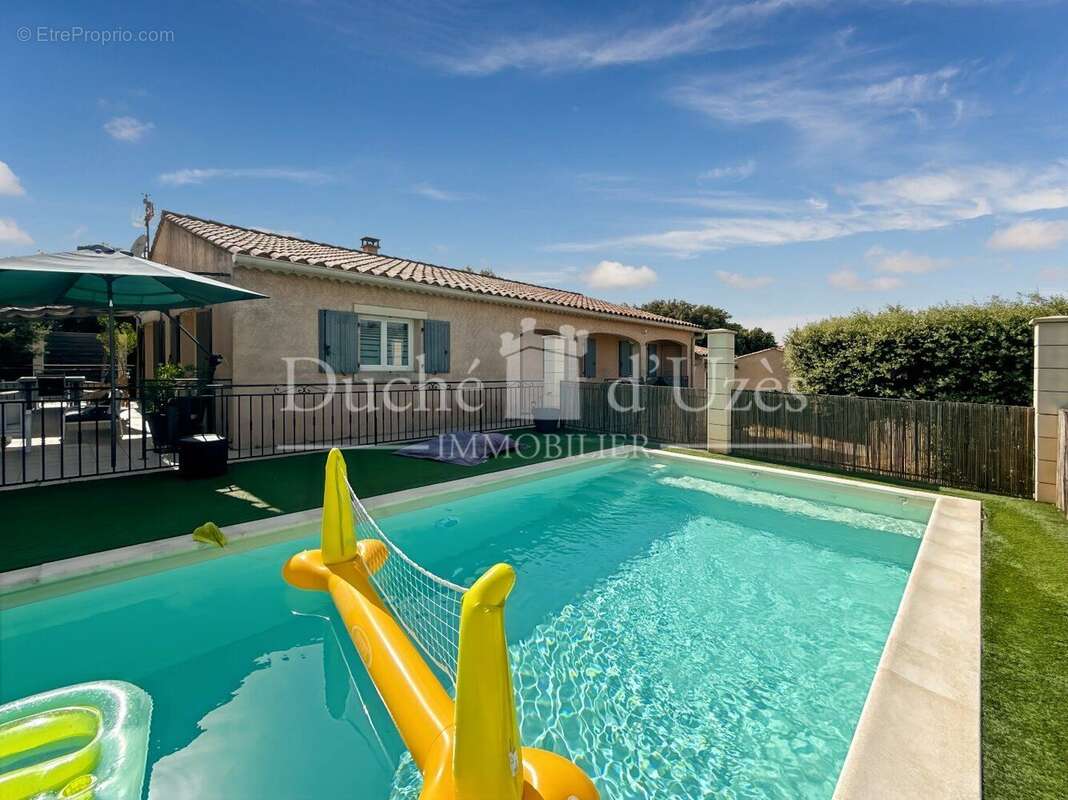 Photo 2 - Maison à UZES