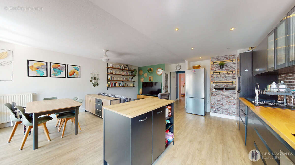 À VENDRE - Superbe T5 de 98 m² à Échirolles - photo 5