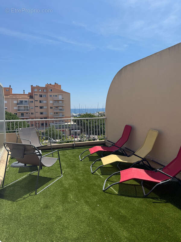 Appartement à HYERES