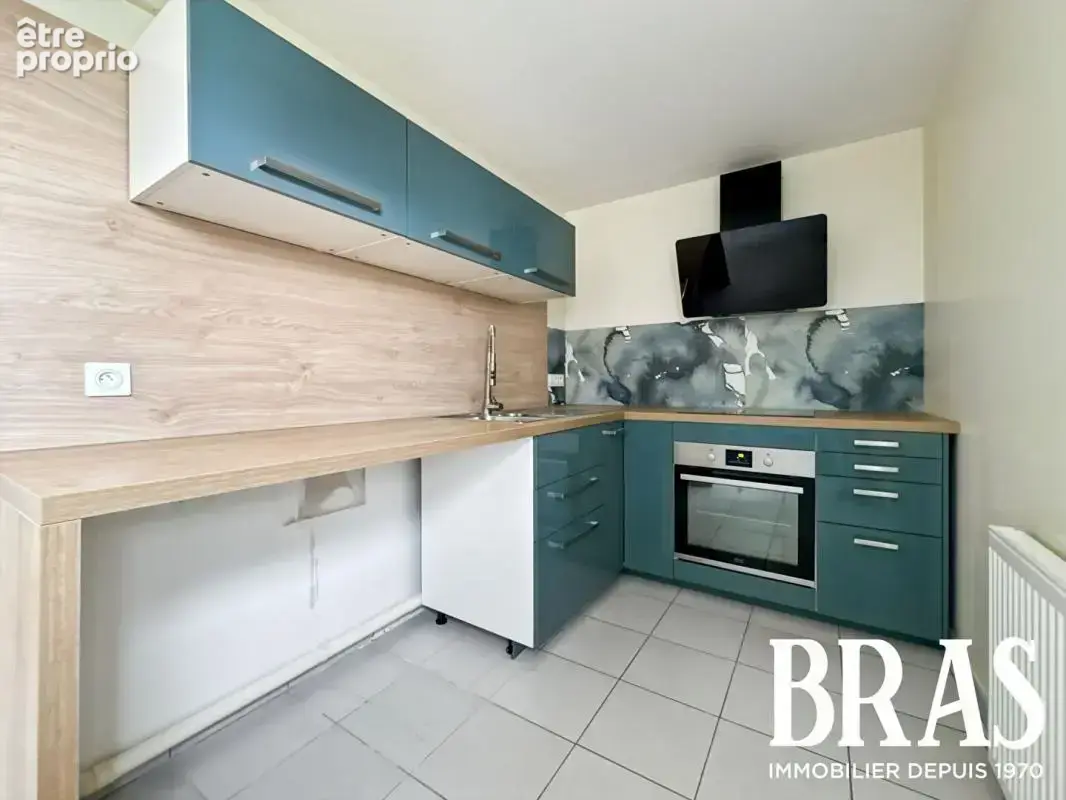 Appartement 4 chambres - balcon - double garage - photo 8
