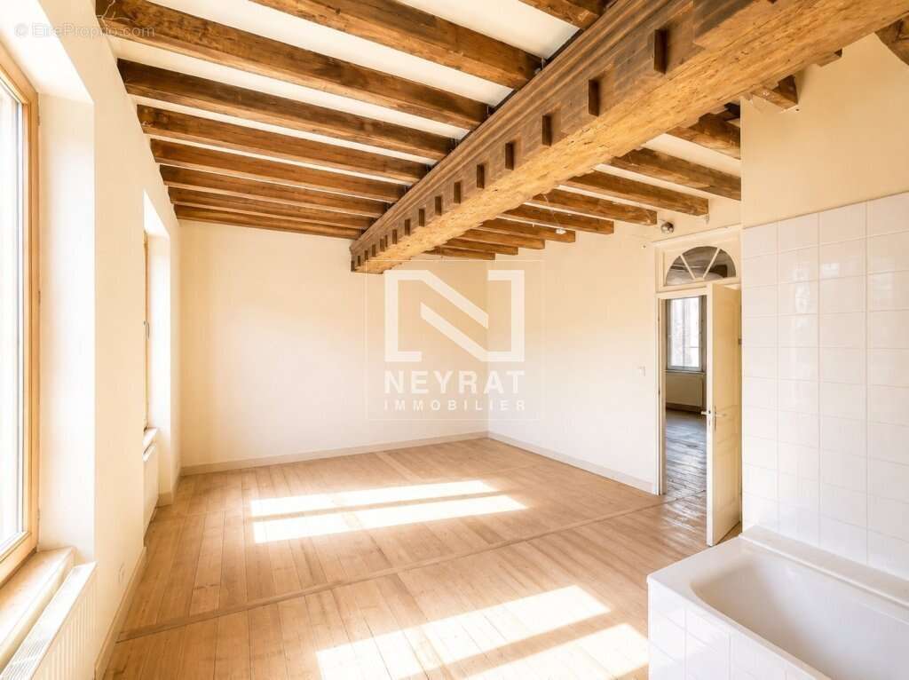 Duplex de caractère type T4 au cœur de Beaune - 107.1 m2 379 000 € - BEAUNE - photo 6