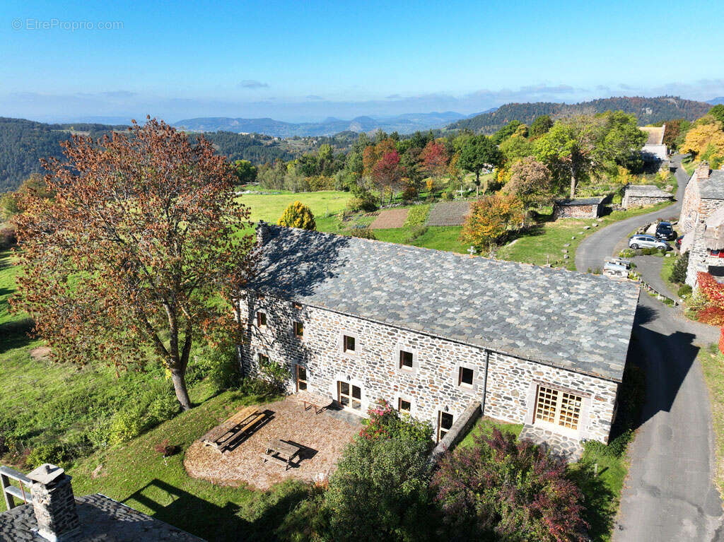 Maison à SAINT-FRONT