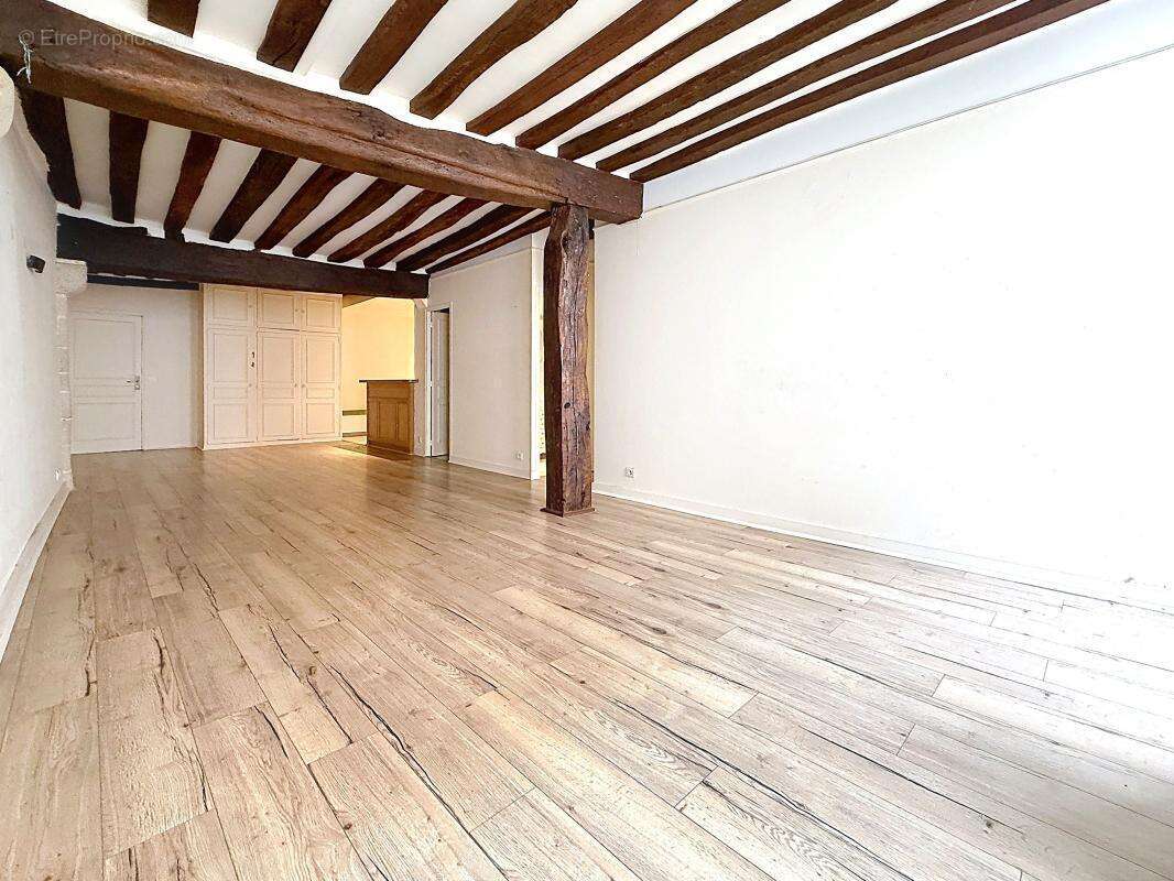 Appartement à PARIS-5E